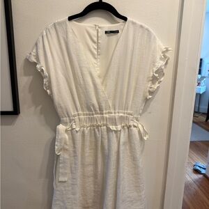 ZARA Cream V-Neck Ruffle Sleeve Tie-Waist Dress